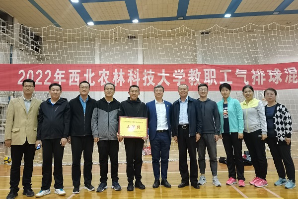 8b6831e6825346b9b1ea133ac917eed2.jpg 56dbfa933d96677f.jpg