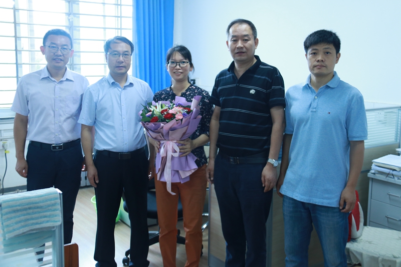 0dab5946d44b4ffb8361d261582b112a.jpg 李秀红.jpg